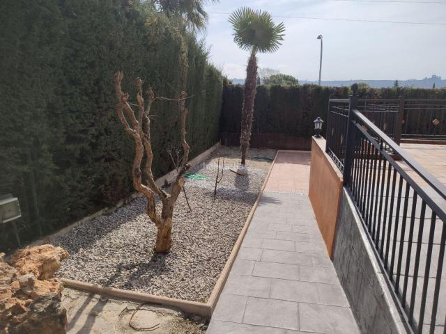 Chalet en venta en Barrio Poetas de la Hispanidad, Baeza