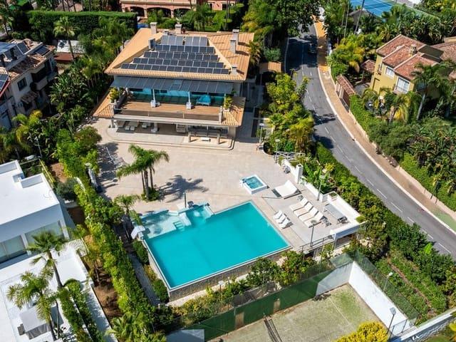 Chalet en venta en Rio Real, Costa del Sol Occidental