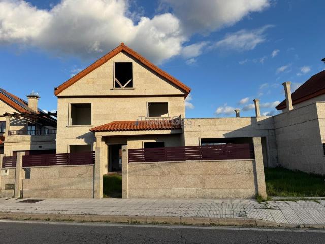 Chalet en venta en Baiona, Vigo