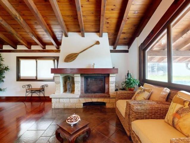 Chalet en venta en Mungia, Guipúzcoa