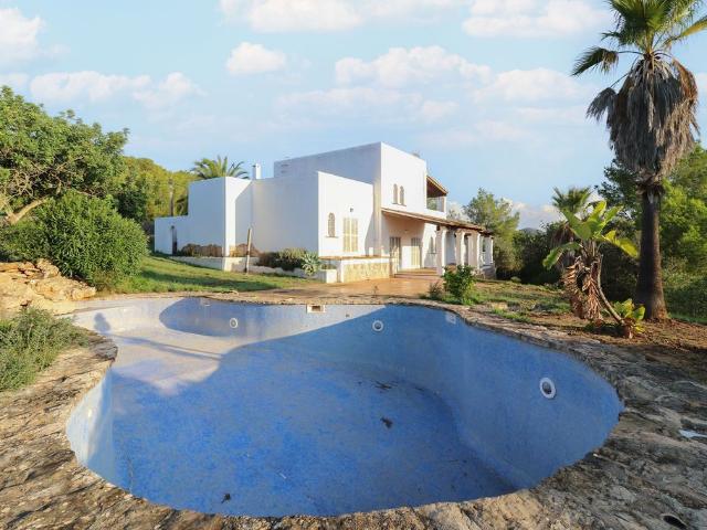 Chalet en venta en s'Horta, Migjorn