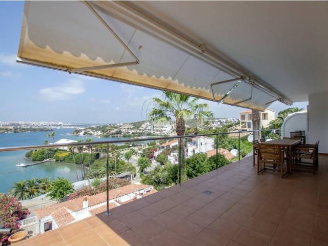 Chalet en venta en Cala Llonga, Menorca