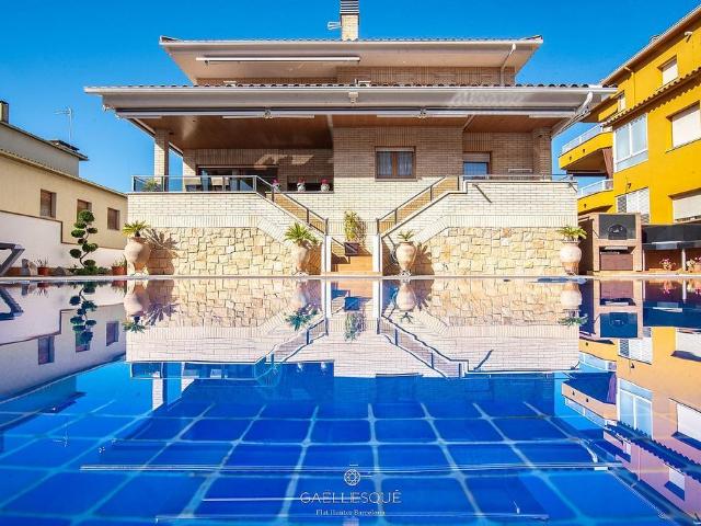 Chalet en venta en Pla de l'Estany, Catalunya