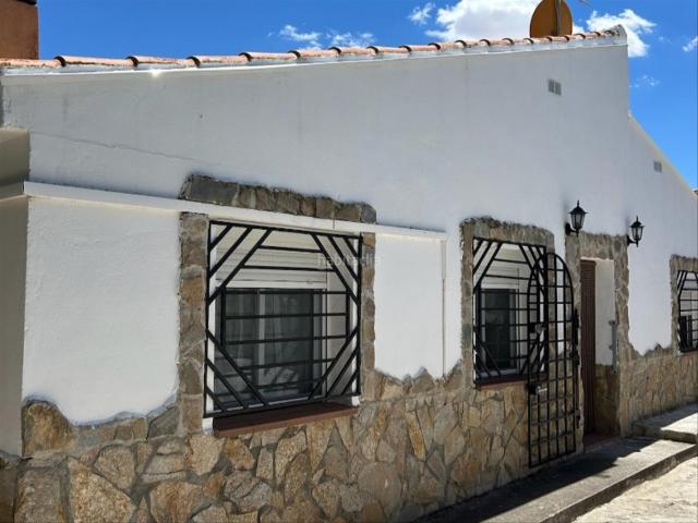 Villa en venta en Barajas De Melo