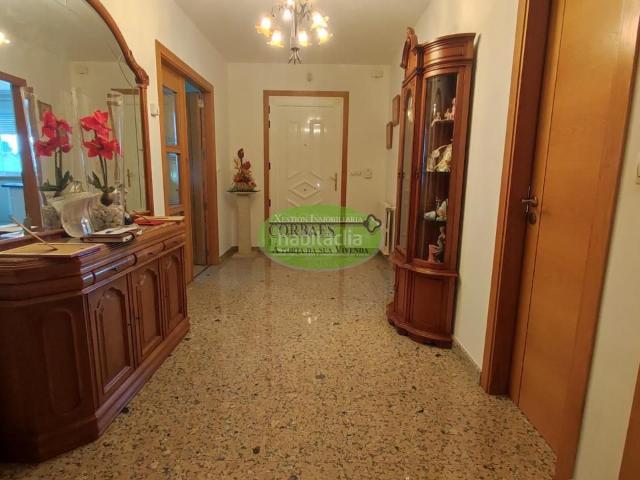 Chalet en venta en Barbadás, Ourense