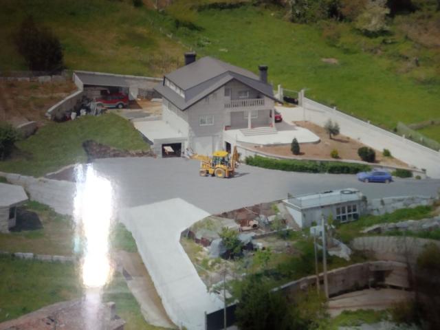 Chalet en venta en Barbadás, Ourense