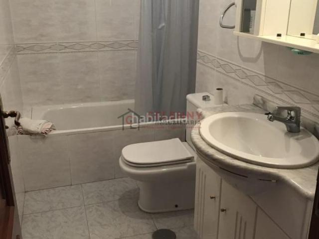Chalet en venta en Barbadás, Ourense