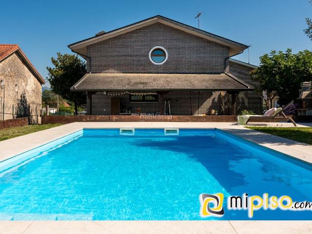 Chalet en venta en Paderne, Cantabria