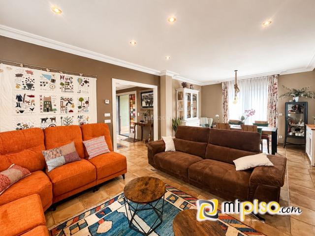 Chalet en venta en Paderne, Cantabria