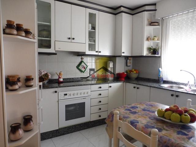Chalet en venta en O Barco de Valdeorras, Valdeorras