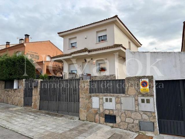 Chalet en venta en Batres, Madrid
