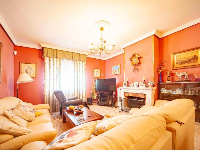 Villa en venta en Batres, Urbanización Los Olivos