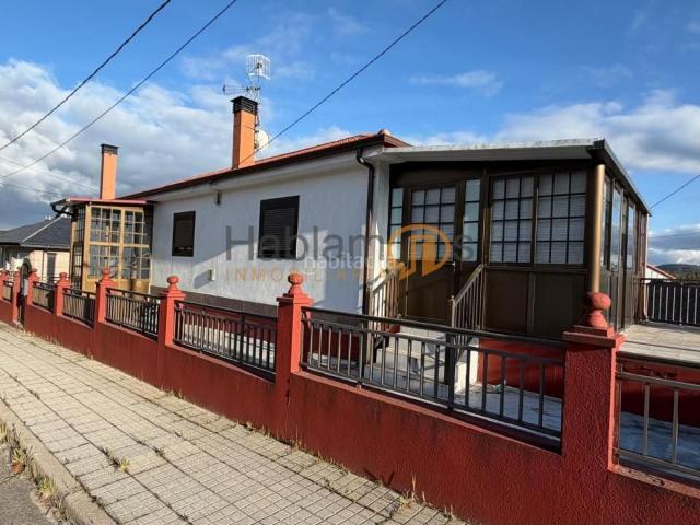 Chalet en venta en O Carballiño, Galicia