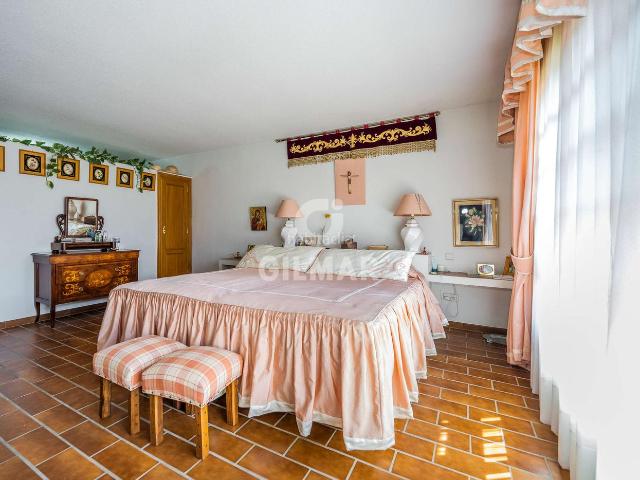 Villa en venta en Becerril De La Sierra