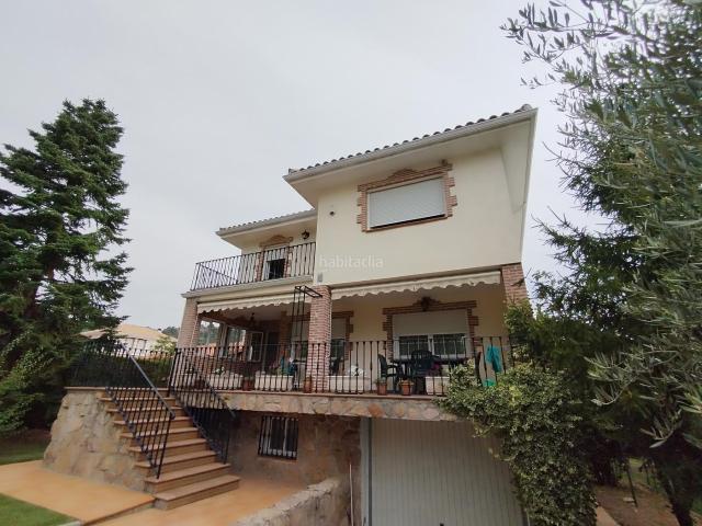 Villa en venta en Becerril De La Sierra