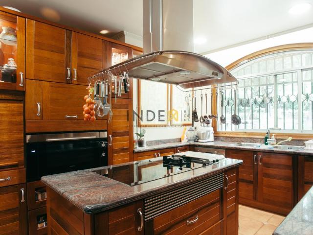 Chalet en venta en Urbanització Can Amell, Baix Llobregat