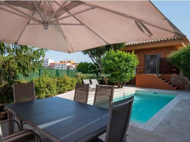 Chalet en venta en Baix Empordà, Catalunya