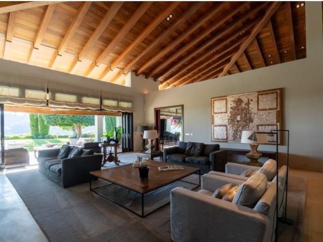 Casa en venta en Benahavís, Málaga
