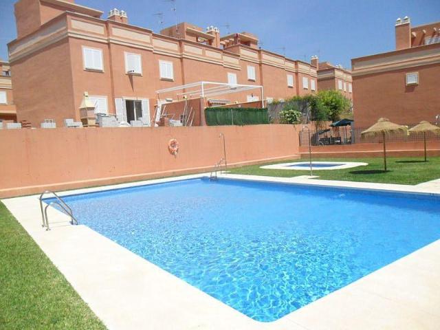 Villa en venta en Vélez-málaga, Urbanización Valle Mar