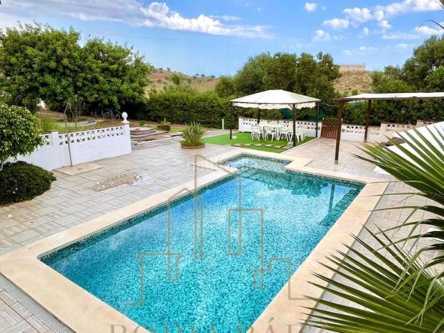 Chalet en venta en Chilches, La Axarquía