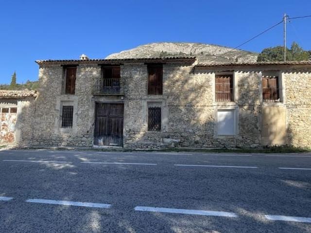 Chalet en venta en Penàguila, Valencia