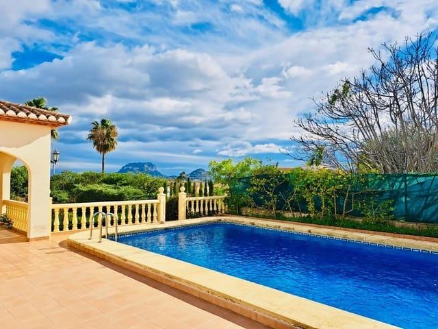 Chalet en venta en Beniarbeig, Alicante