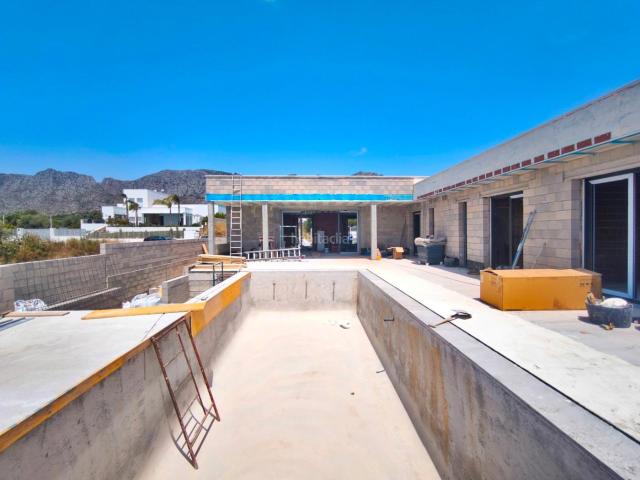 Chalet en venta en Beniarbeig, Alicante