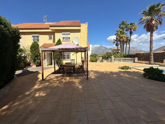 Villa en venta en Benidorm, el Castell - Casc Antic