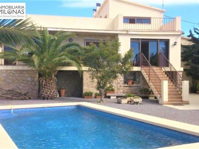 Villa en venta en Benidorm, el Castell - Casc Antic