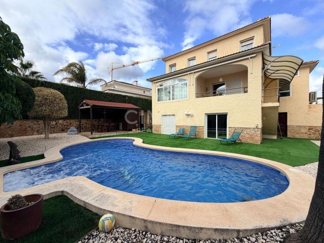 Chalet en venta en el Calvari, la Marina Baixa