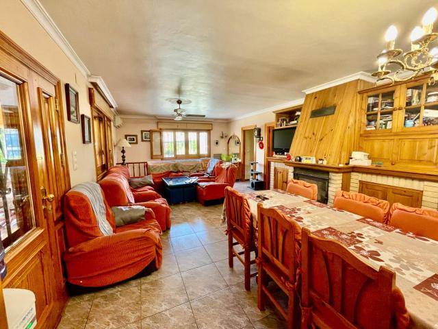 Chalet en venta en Benillup