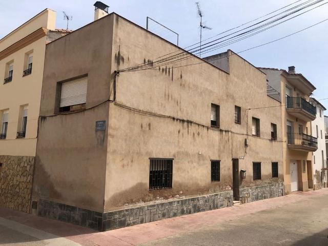 Villa en venta en Benissanet