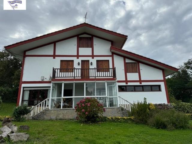 Chalet en venta en Bermeo, Guipúzcoa