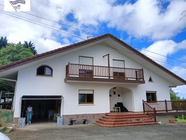 Chalet en venta en Bermeo, Guipúzcoa