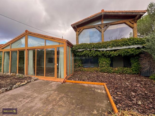Chalet en venta en El Berrueco, Madrid
