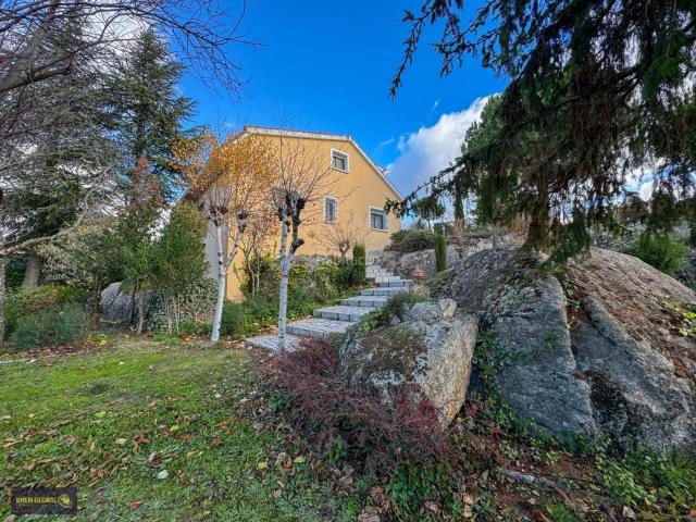 Chalet en venta en El Berrueco, Madrid