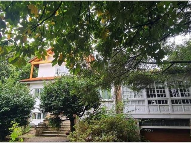 Chalet en venta en Ames, Santiago