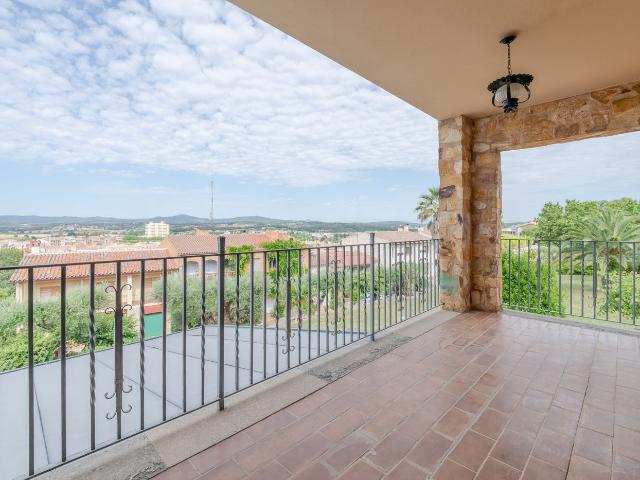 Chalet en venta en Vulpellac, Baix Empordà
