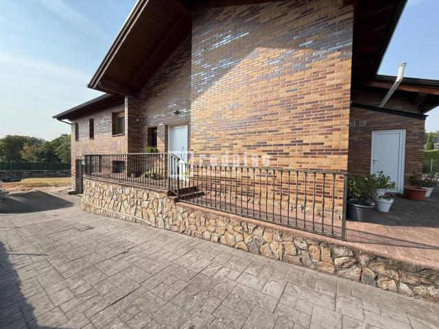 Chalet en venta en El Boalo, Madrid