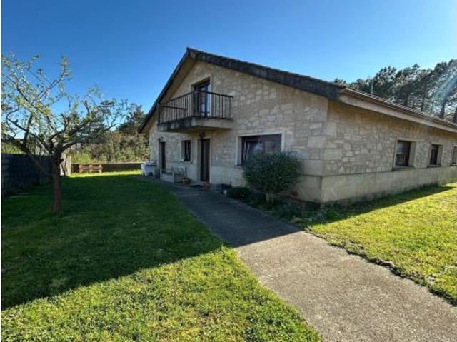 Casa en venta en Bealo, A Barbanza