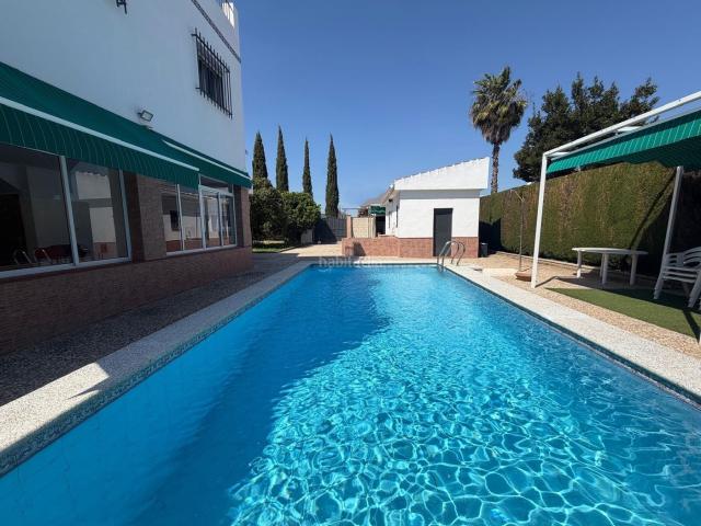 Chalet en venta en Bollullos De La Mitación, Andalucía