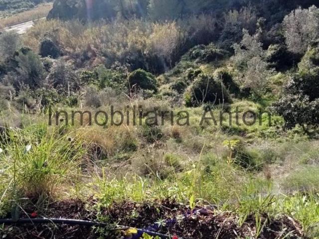 Villa en venta en Bolulla