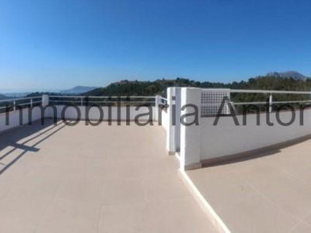 Villa en venta en Bolulla