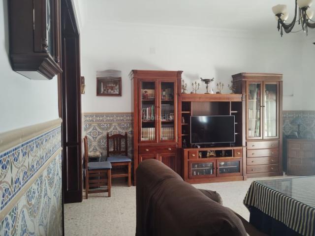 Chalet en venta en Brenes, Sevilla