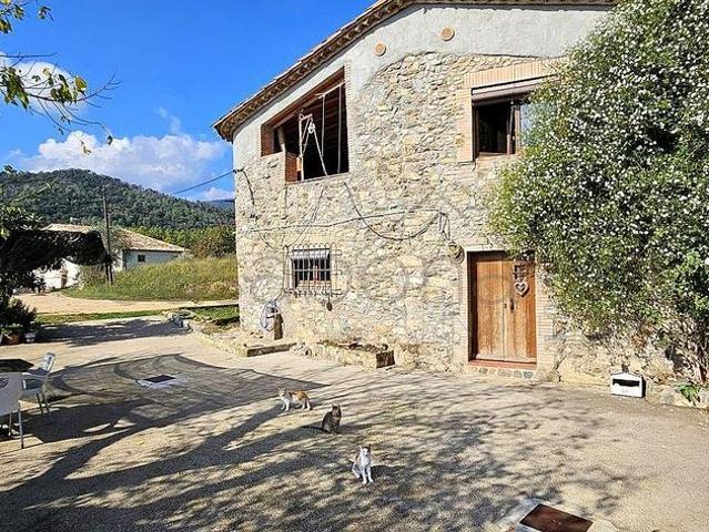 Villa en venta en Brunyola