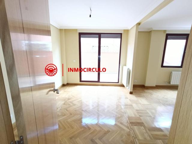 Chalet en venta en Centro, Burgos