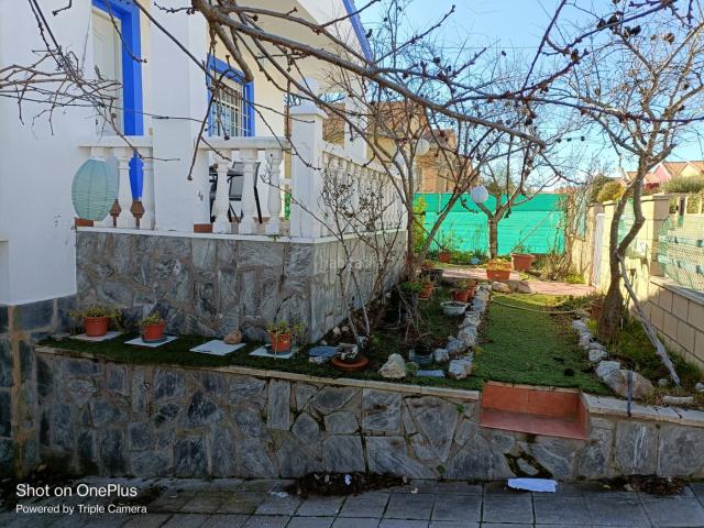 Chalet en venta en Burguillos De Toledo, Castilla-La Mancha