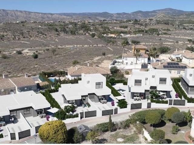 Casa en venta en Urbanización Valle Dorado, l'Alacantí