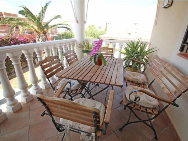 Casa en venta en Urbanización Valle Dorado, l'Alacantí
