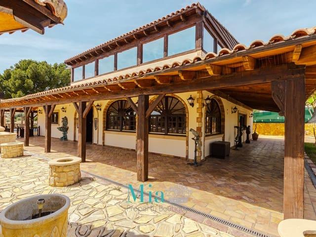 Chalet en venta en Busot, Valencia